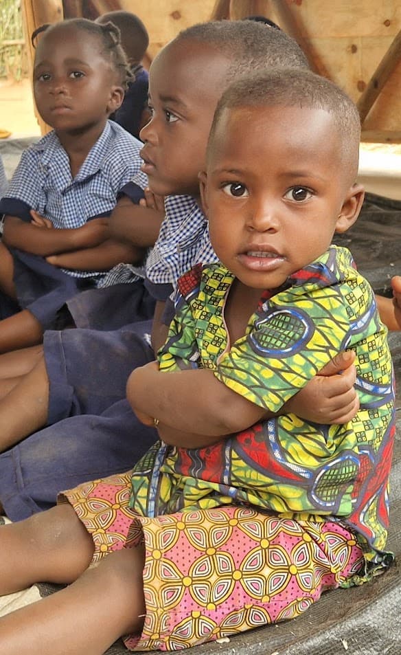 Enfant maternelle très bonne et belle photo